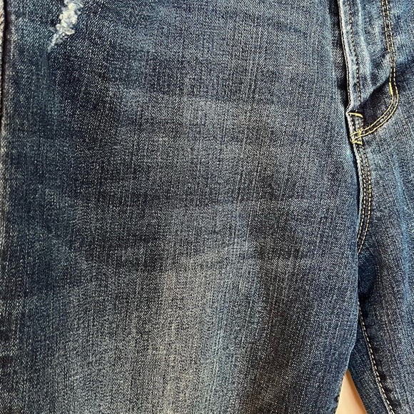 Old Navy Women's Curvy Profile Mid Rise Jeans Size 10 - Picture 2 of 6